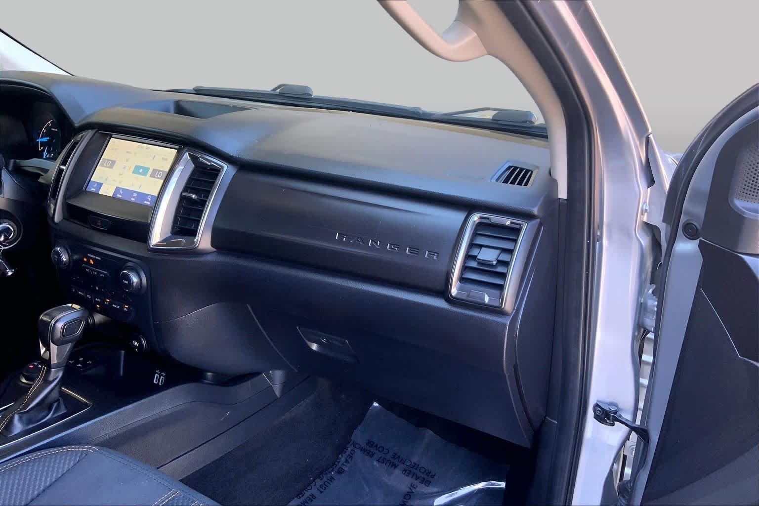 Used 2022 Iconic Silver Ford XLT image 18