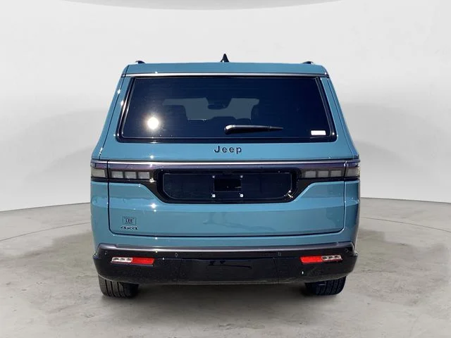 New 2026 Steel Blue Jeep L LIMITED RESERVE 4X4 image 5
