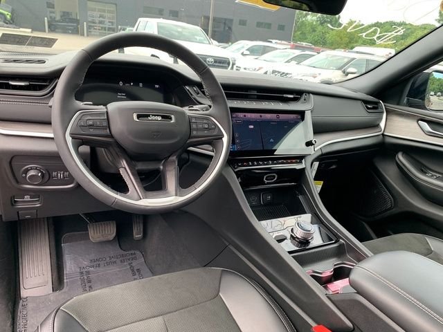 New 2026 Velvet Red Pearlcoat Jeep Altitude image 13