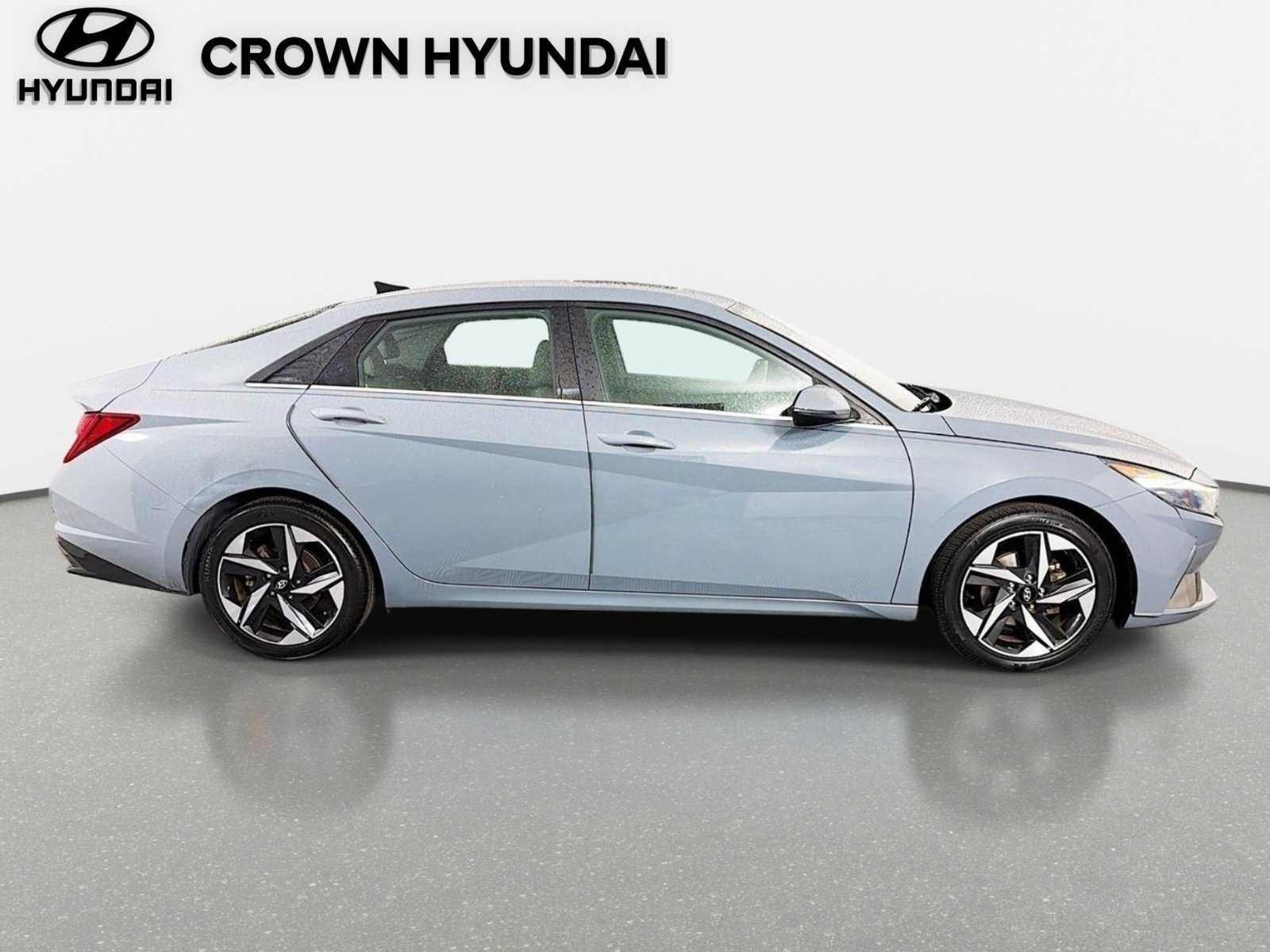 Used 2022 Electric Shadow Hyundai SEL image 4