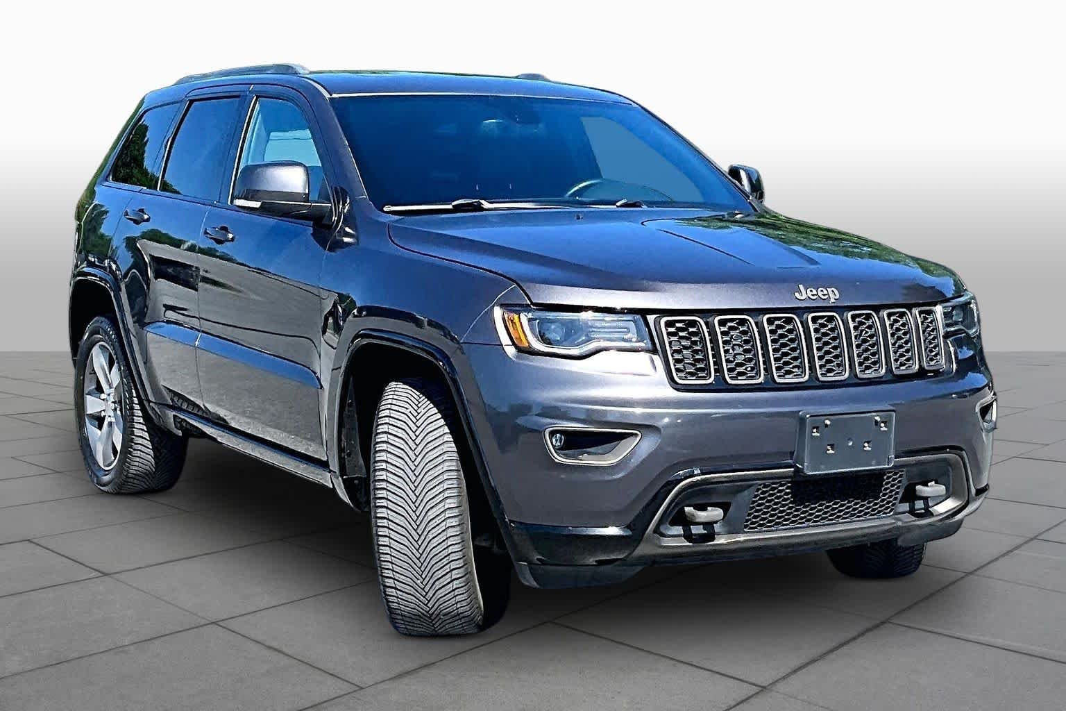 Used 2016 Granite Crystal Metallic Clearcoat Jeep Limited 75th Anniversary image 3