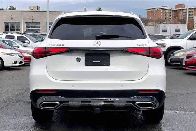Used 2026 White Mercedes-Benz GLC 300 image 3