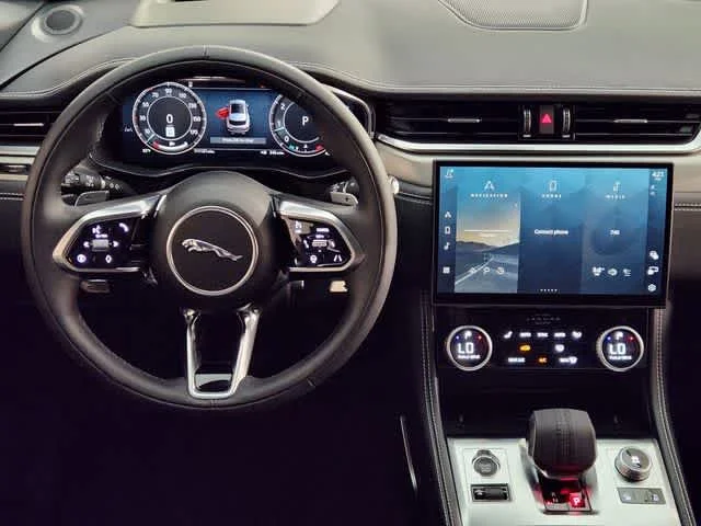New 2026 Fuji White Jaguar R-Dynamic S image 26