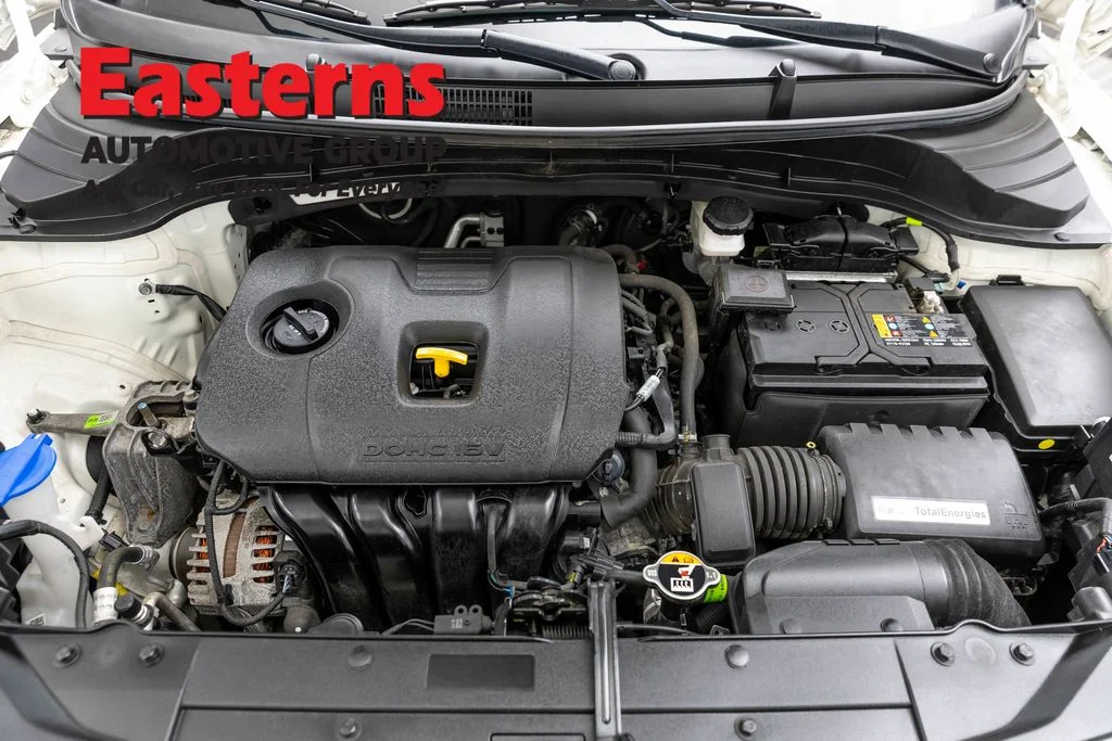 Used 2023 White Kia GT-Line image 7