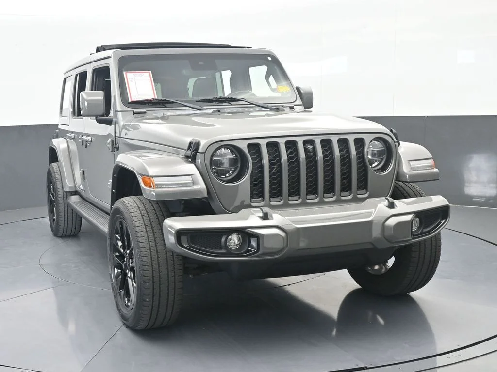 Used 2022 Sting-Gray Clearcoat Jeep Unlimited Sahara High Altitude image 8