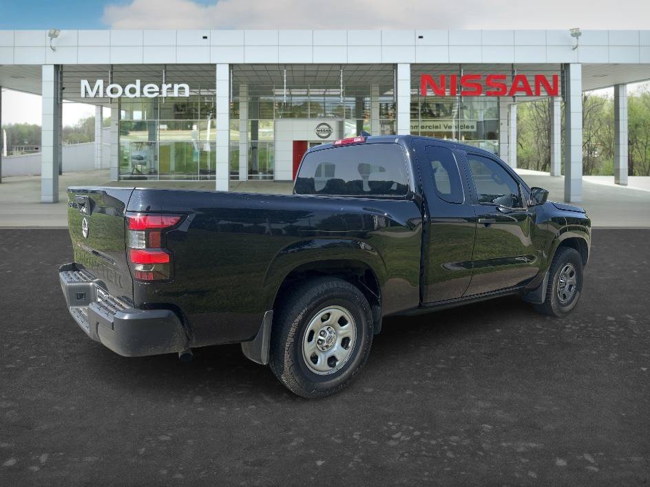 Used 2022 Super Black Nissan S image 6