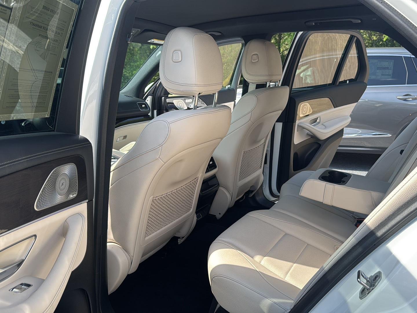 Used 2024 Polar White Mercedes-Benz GLE 450 image 21