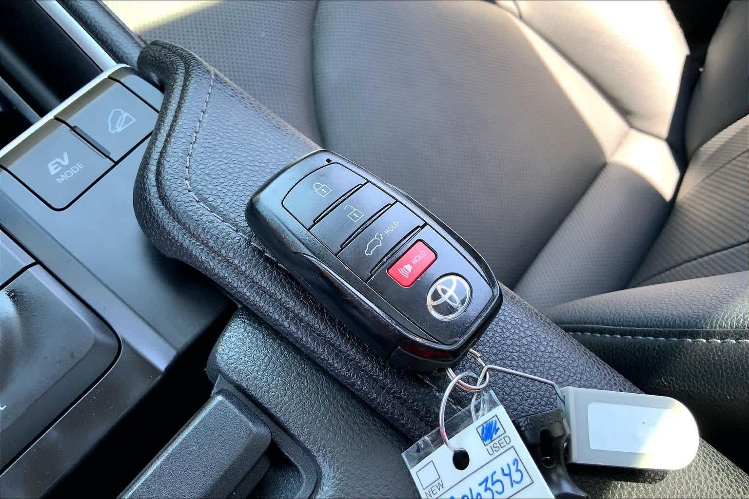 Used 2025 Storm Cloud Toyota Hybrid Limited image 15