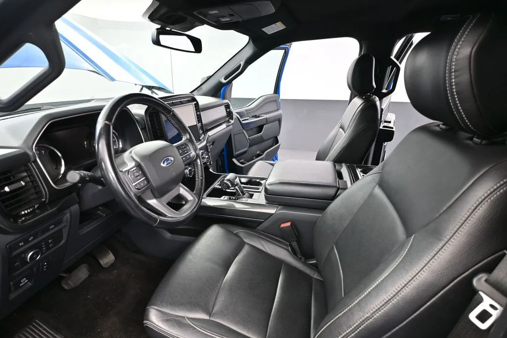 Used 2021 Blue Ford XLT image 25