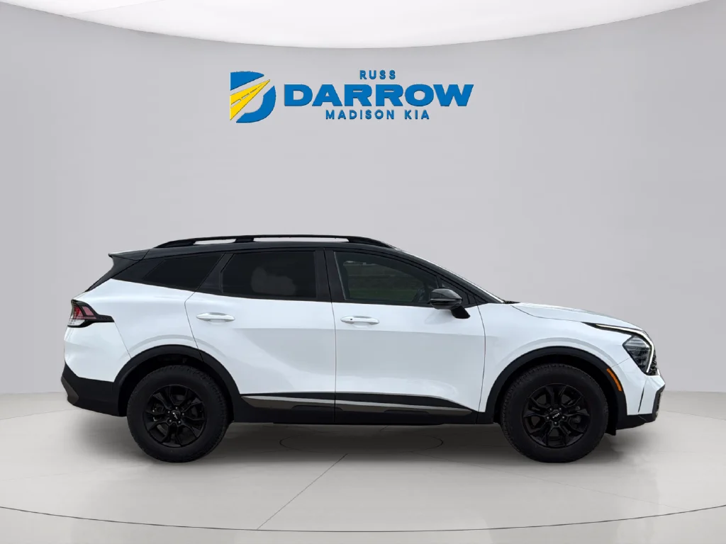 Used 2024 Glacier White Pearl/Ebony Black Roof Kia X-Pro image 6