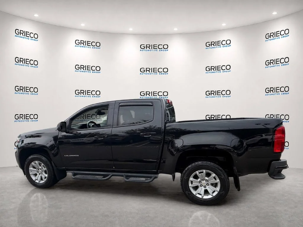 Used 2022 Black Chevrolet LT image 5