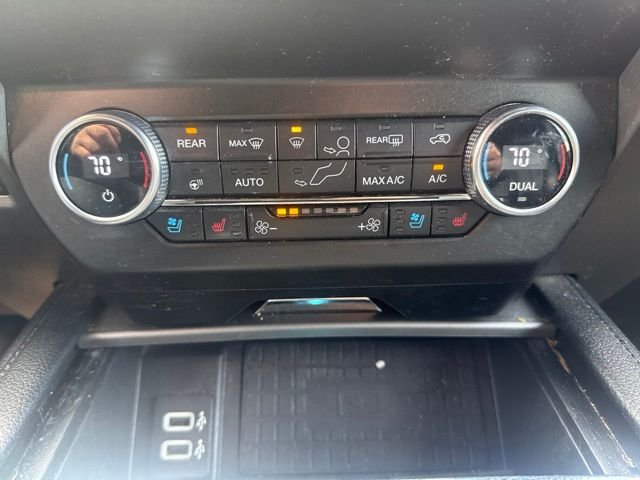 Used 2019 White Ford XLT image 17