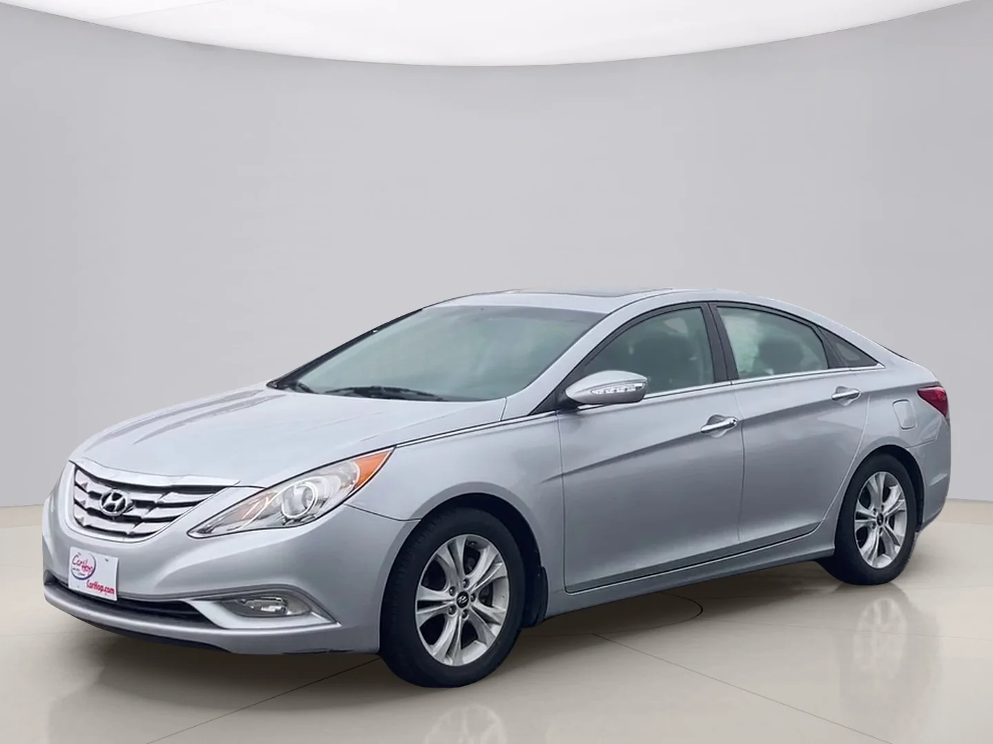 Used 2013 Silver Hyundai LIMITED image 1