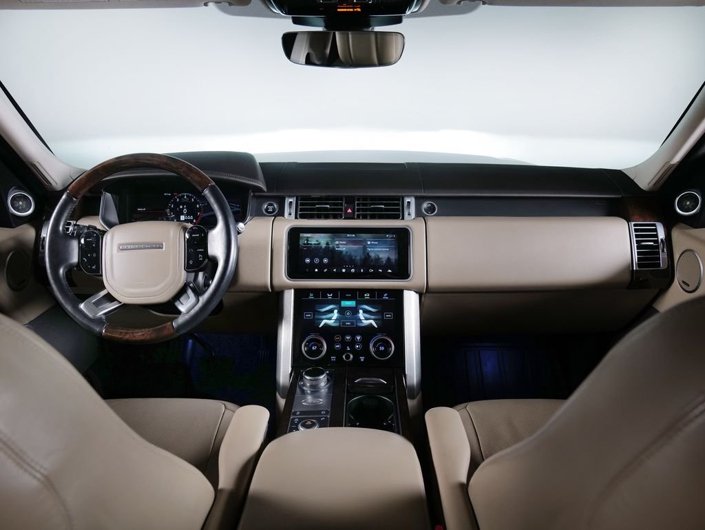 Used 2020 Fuji White Land Rover HSE image 4