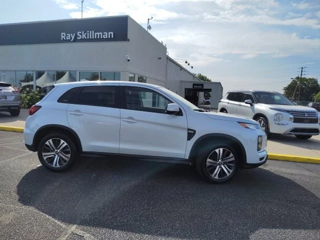 2025 Mitsubishi Outlander Sport ES - Photo 7
