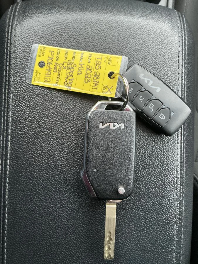 Used 2023  Kia LX image 15