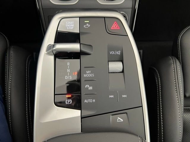 New 2026 Silver BMW xDrive28i image 31