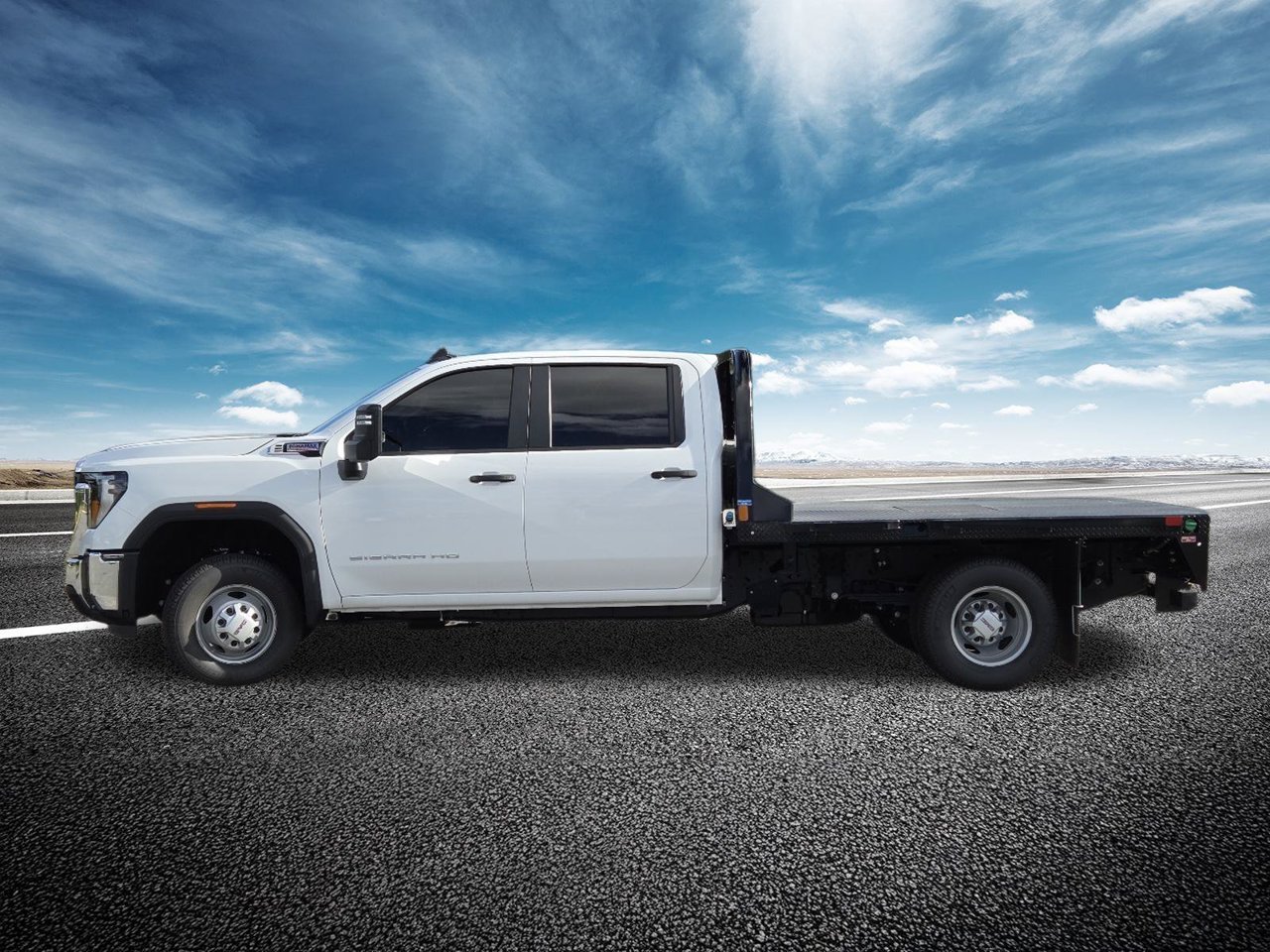 2025 GMC Sierra 3500 Chassis Cab Pro - Photo 15