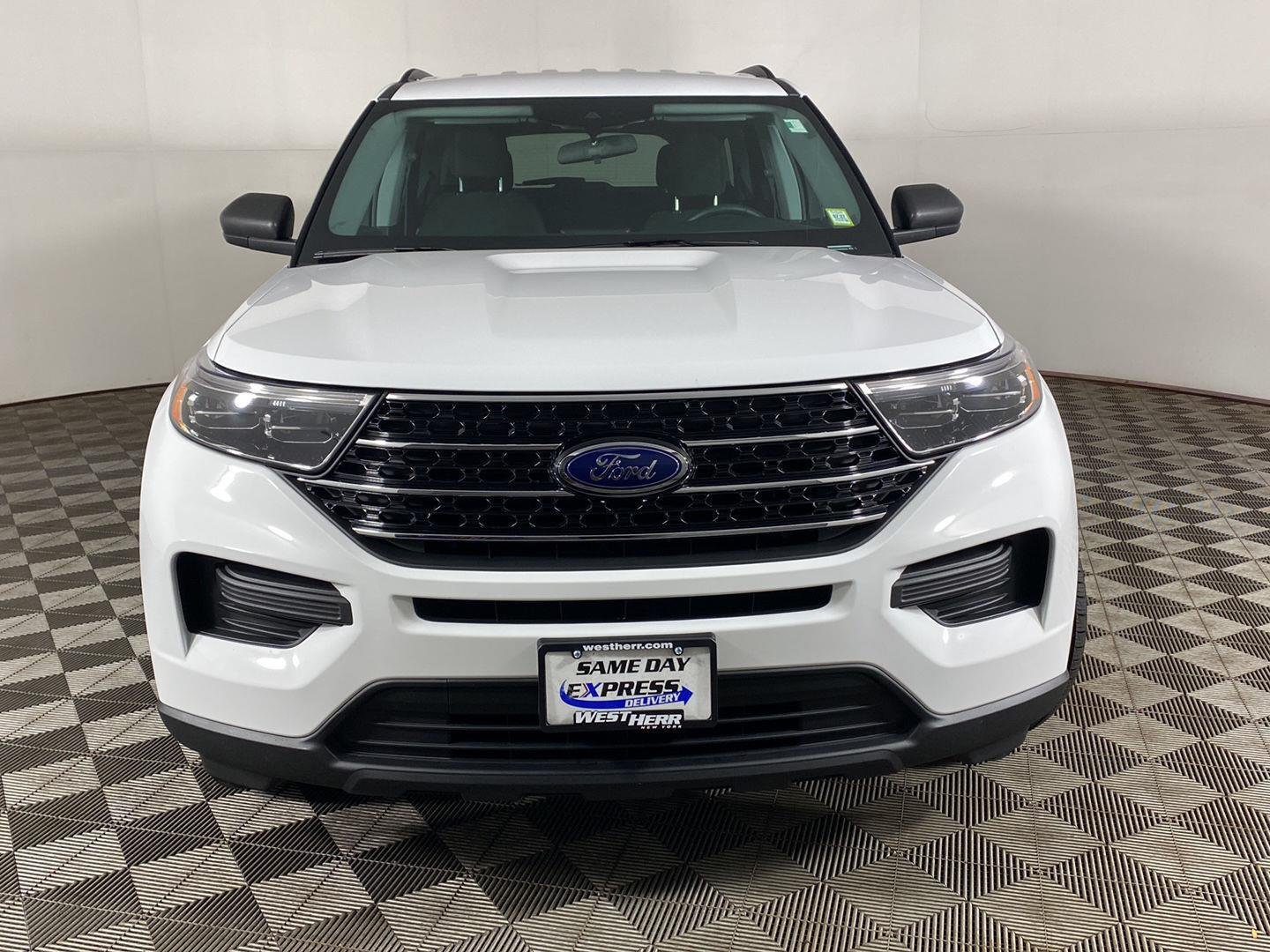 Used 2021 Oxford White Ford XLT image 12