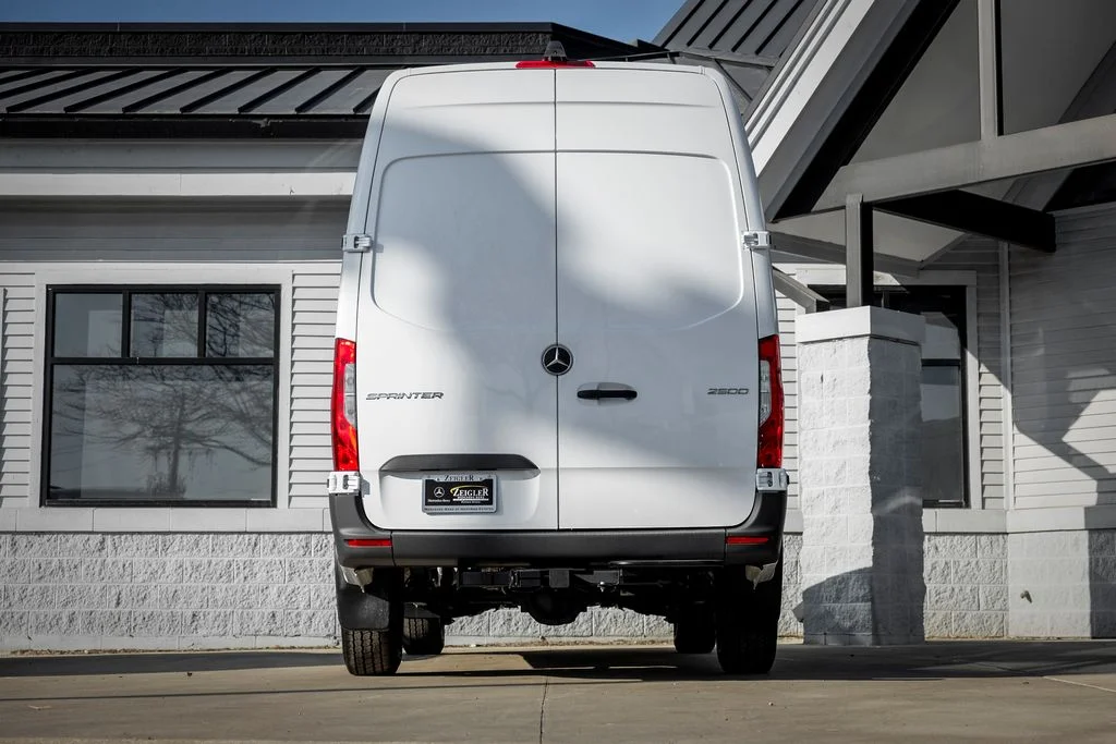 Used 2026 Arctic White Mercedes-Benz Cargo 144 WB image 8