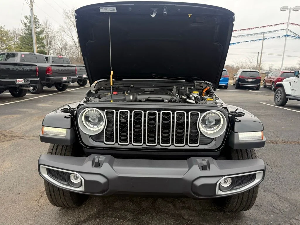 Used 2025 Black Jeep Sahara 4xe image 57