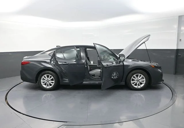 Used 2026  Toyota LE image 46