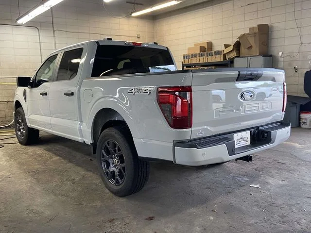 Certified Used 2022 Black Ford XLT image 5