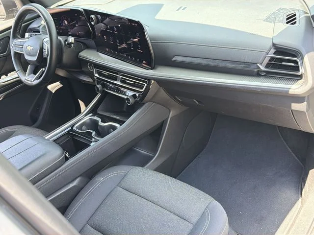 Used 2024 Gray Chevrolet LT image 34