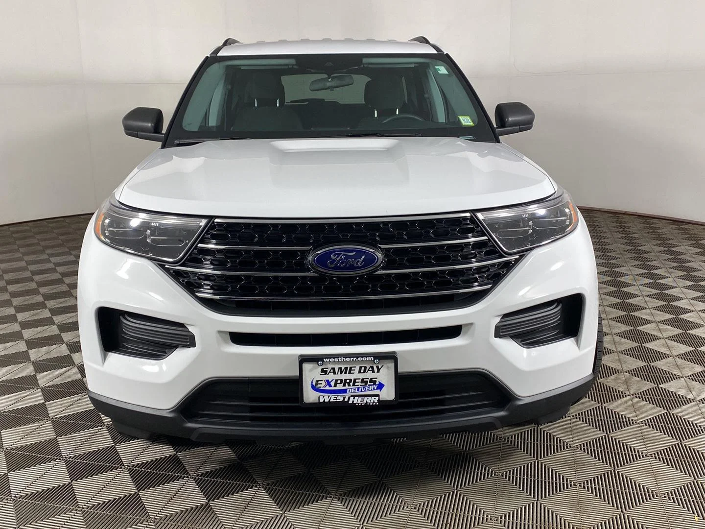 Used 2021 Oxford White Ford XLT image 12