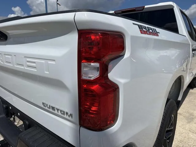 Used 2025 White Chevrolet Custom Trail Boss image 10