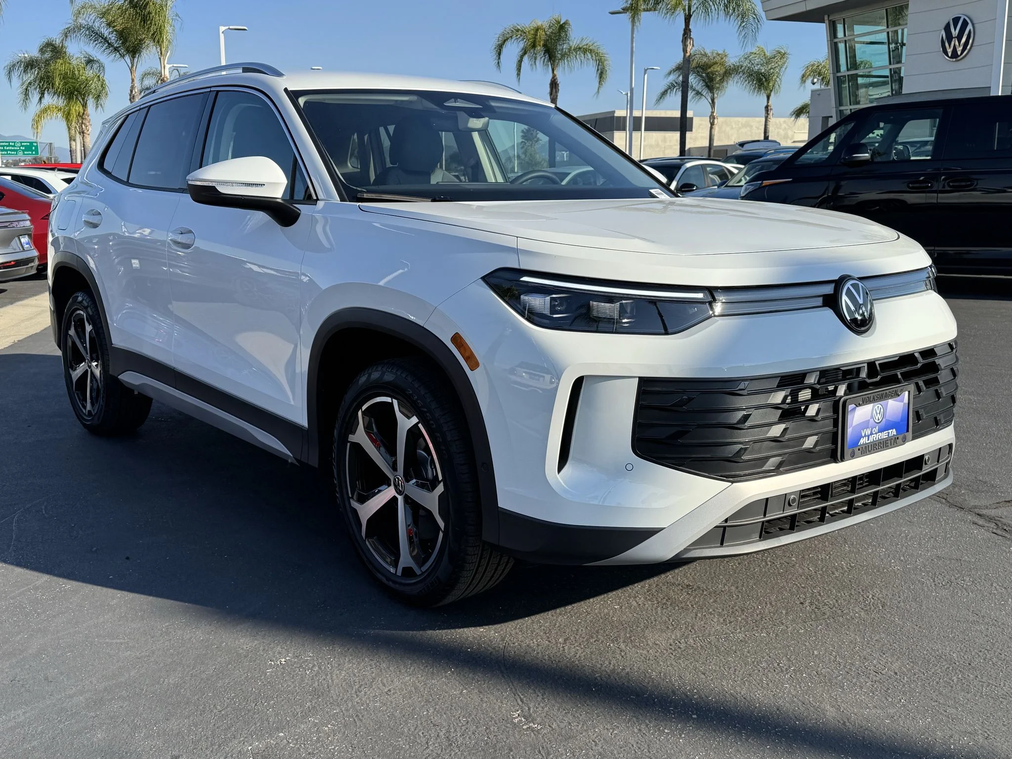 New 2026 Pure White Volkswagen SE image 4