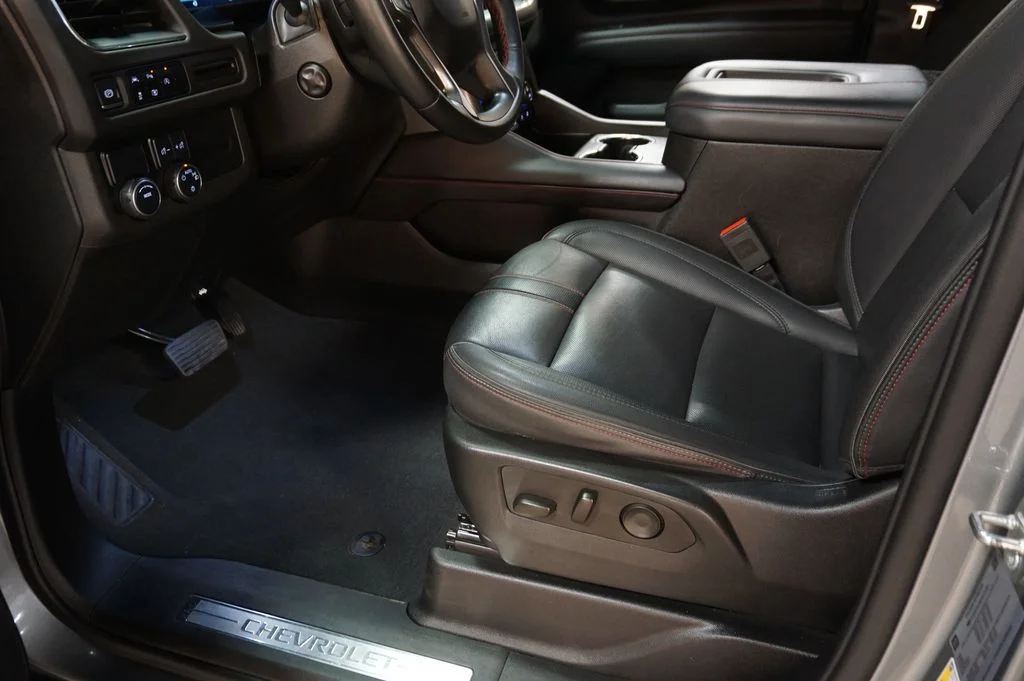 Used 2023 Sterling Gray Metallic Chevrolet RST image 37