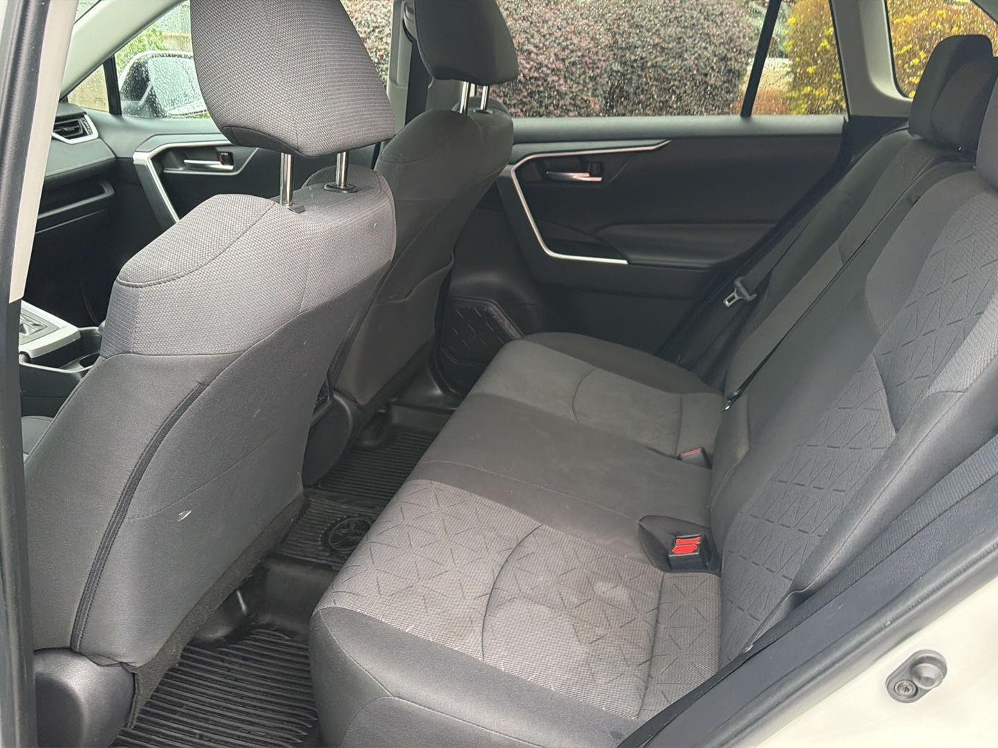 Used 2020 Super White Toyota XLE image 10