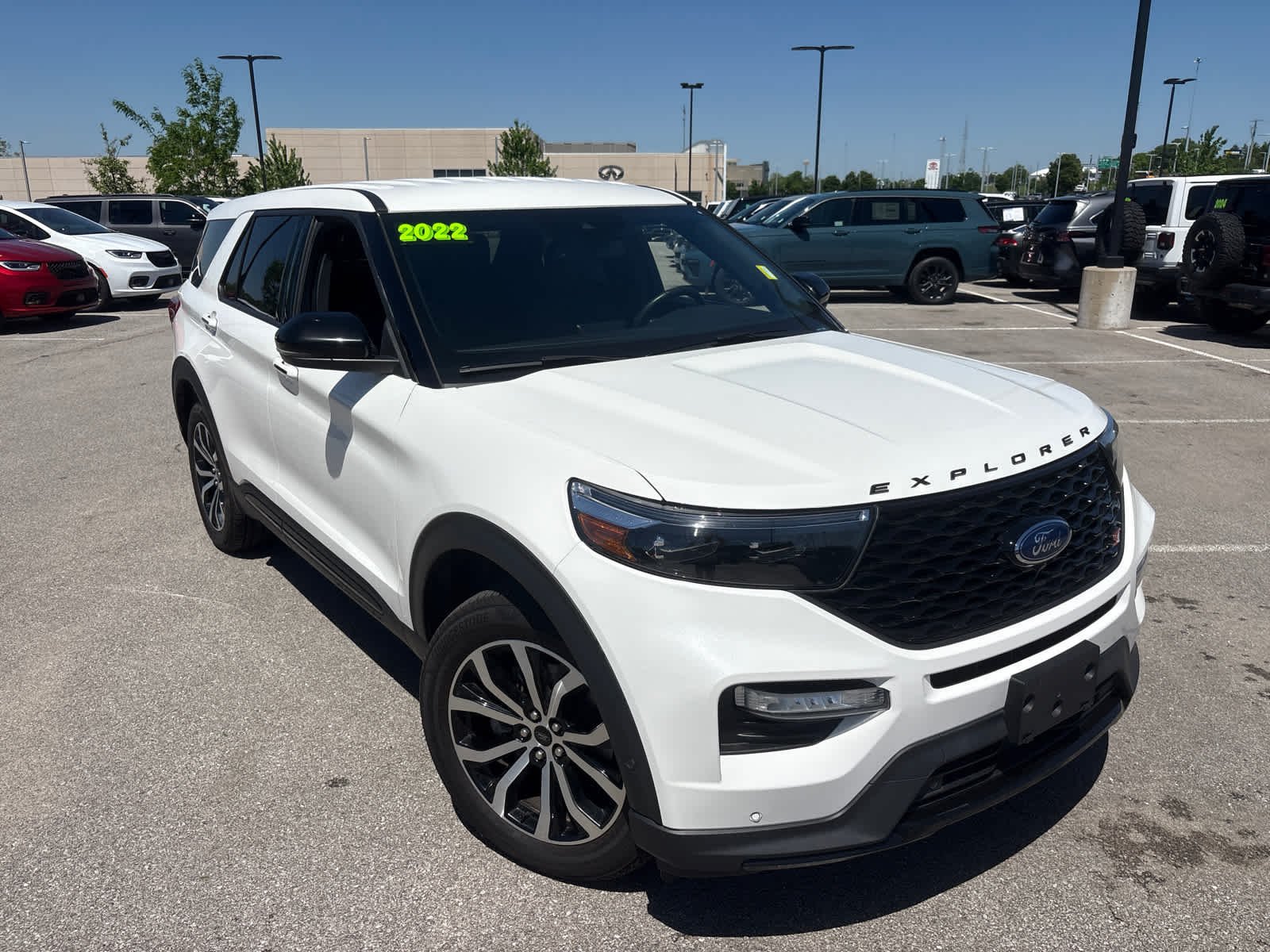 Used 2022 Ford Explorer ST with VIN 1FM5K8GC0NGB04142 for sale in Kansas City