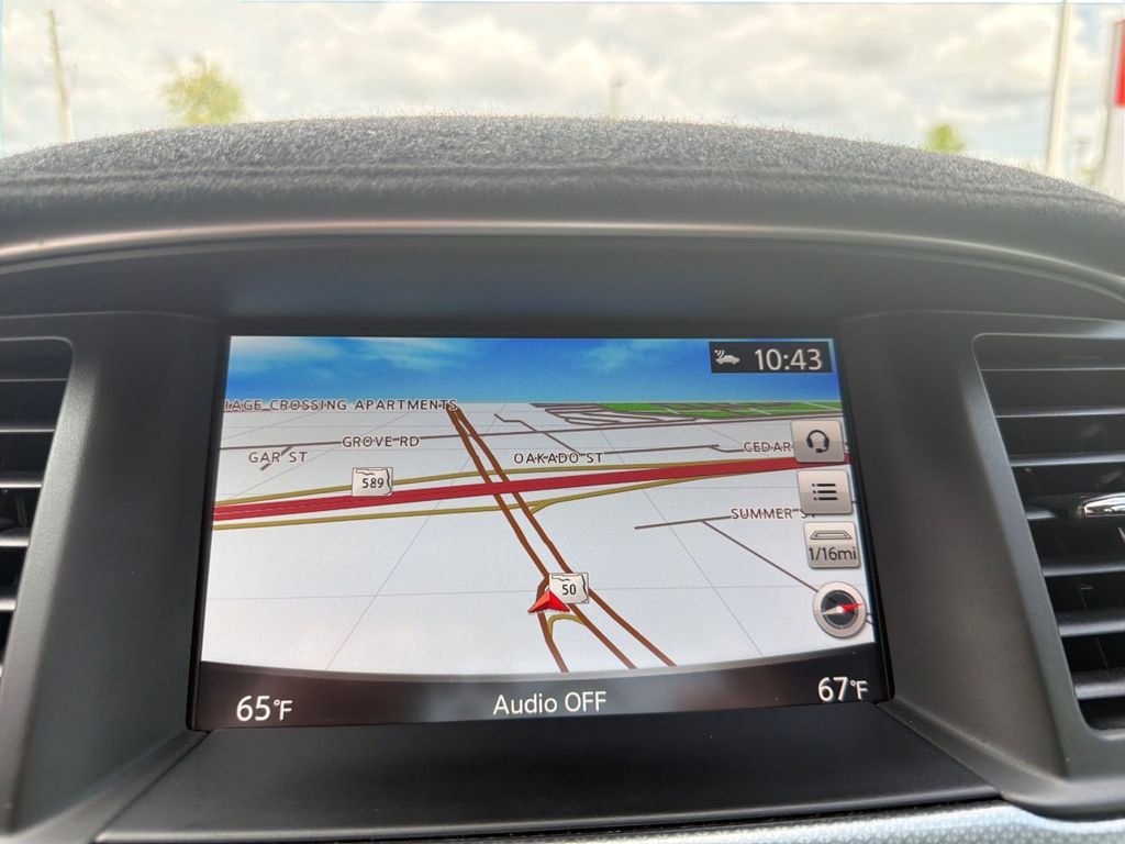 Used 2020 Silver Nissan SL image 40