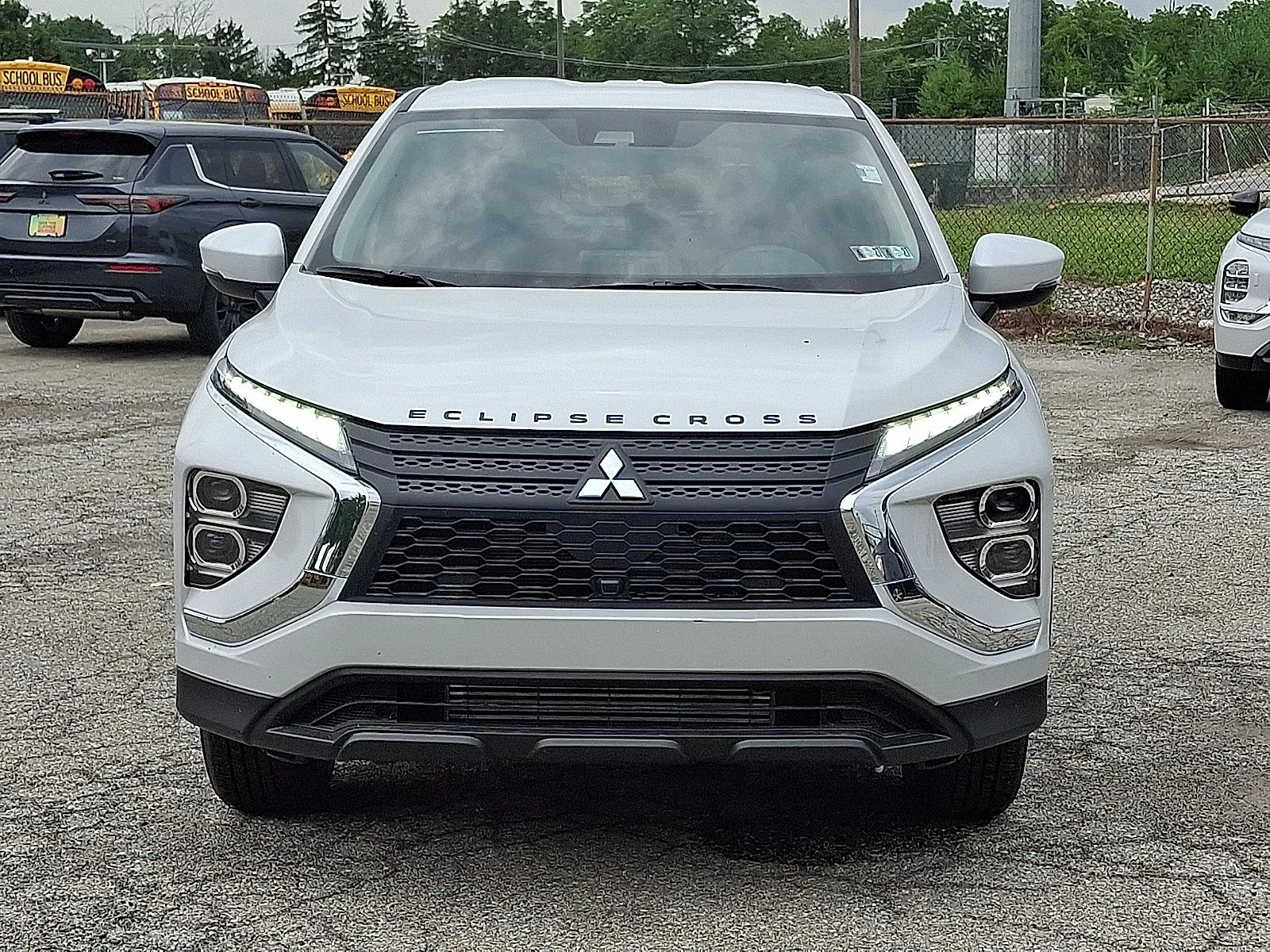 New 2026 White Mitsubishi ES image 3