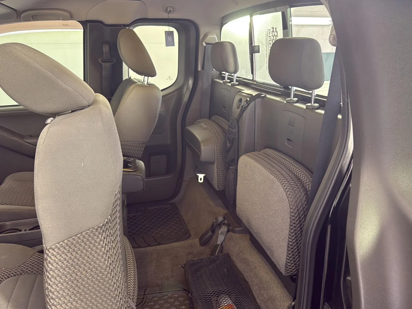 Used 2014 Super Black Nissan SV image 7