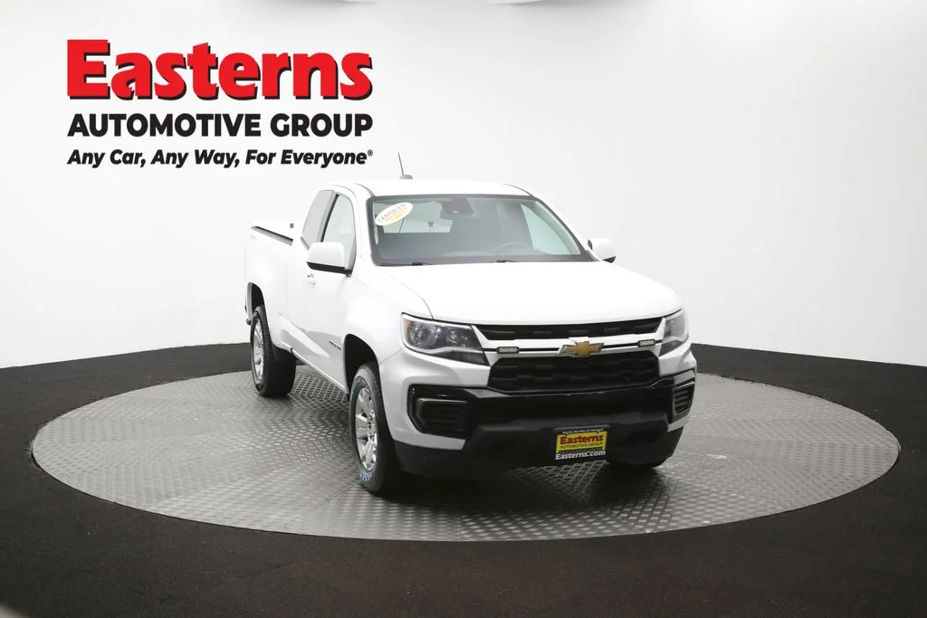 Used 2022 White Chevrolet LT image 47