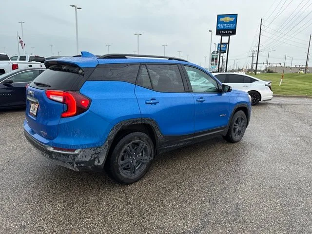 Used 2024 Blue GMC AT4 image 4