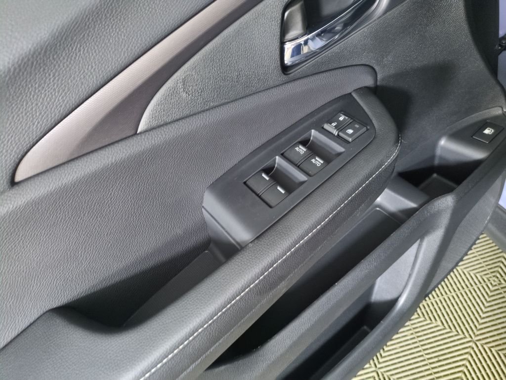 New 2026 Sonic Gray Pearl Honda RTL image 11