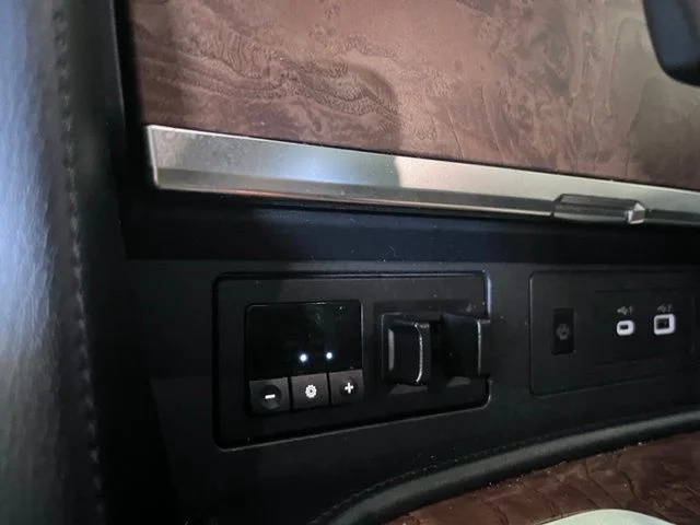 Used 2022 Gray Nissan SL image 26