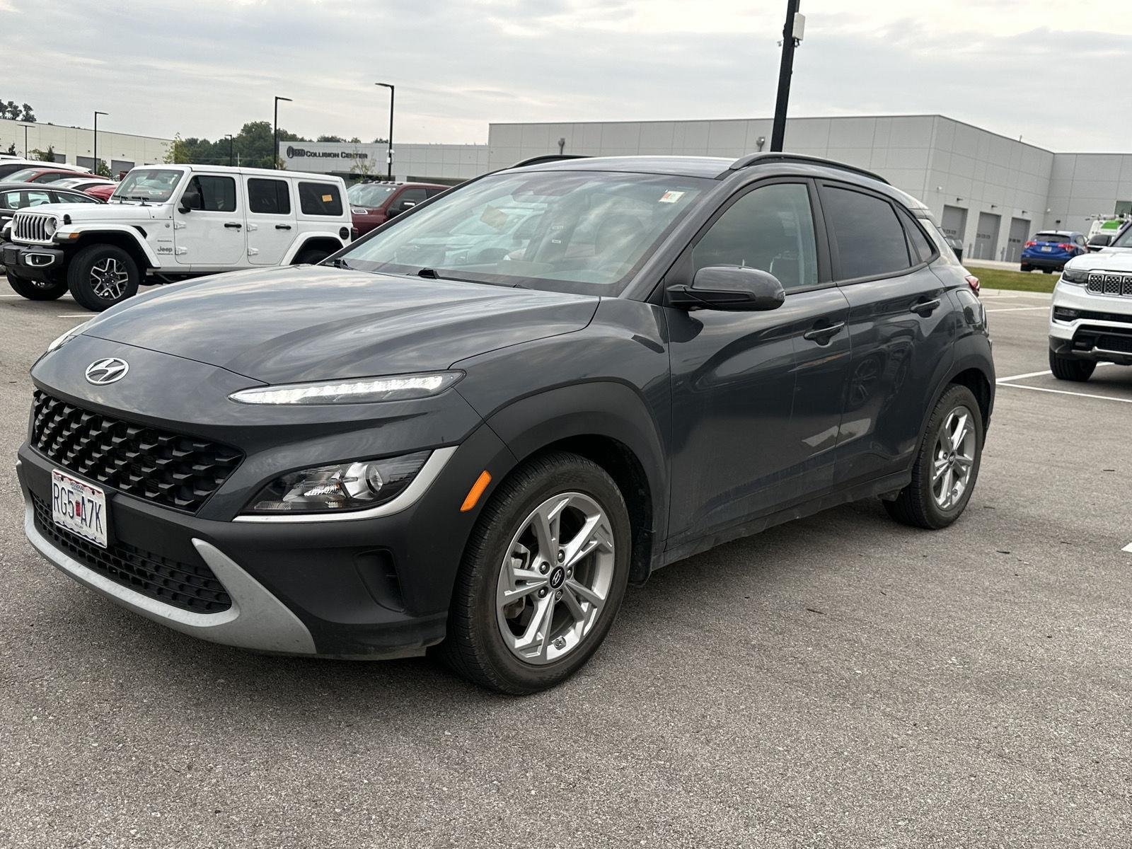 Used 2023 Hyundai Kona SEL with VIN KM8K6CAB0PU987268 for sale in Kansas City