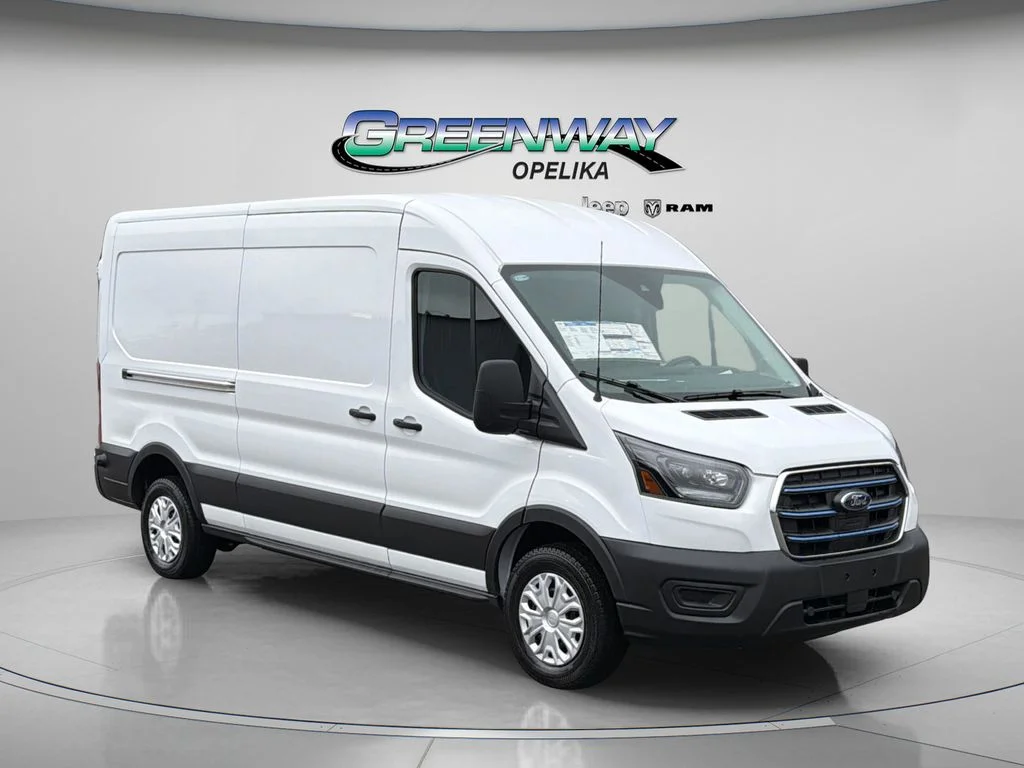 2025 Ford E-Transit Cargo Van Base - Photo 32