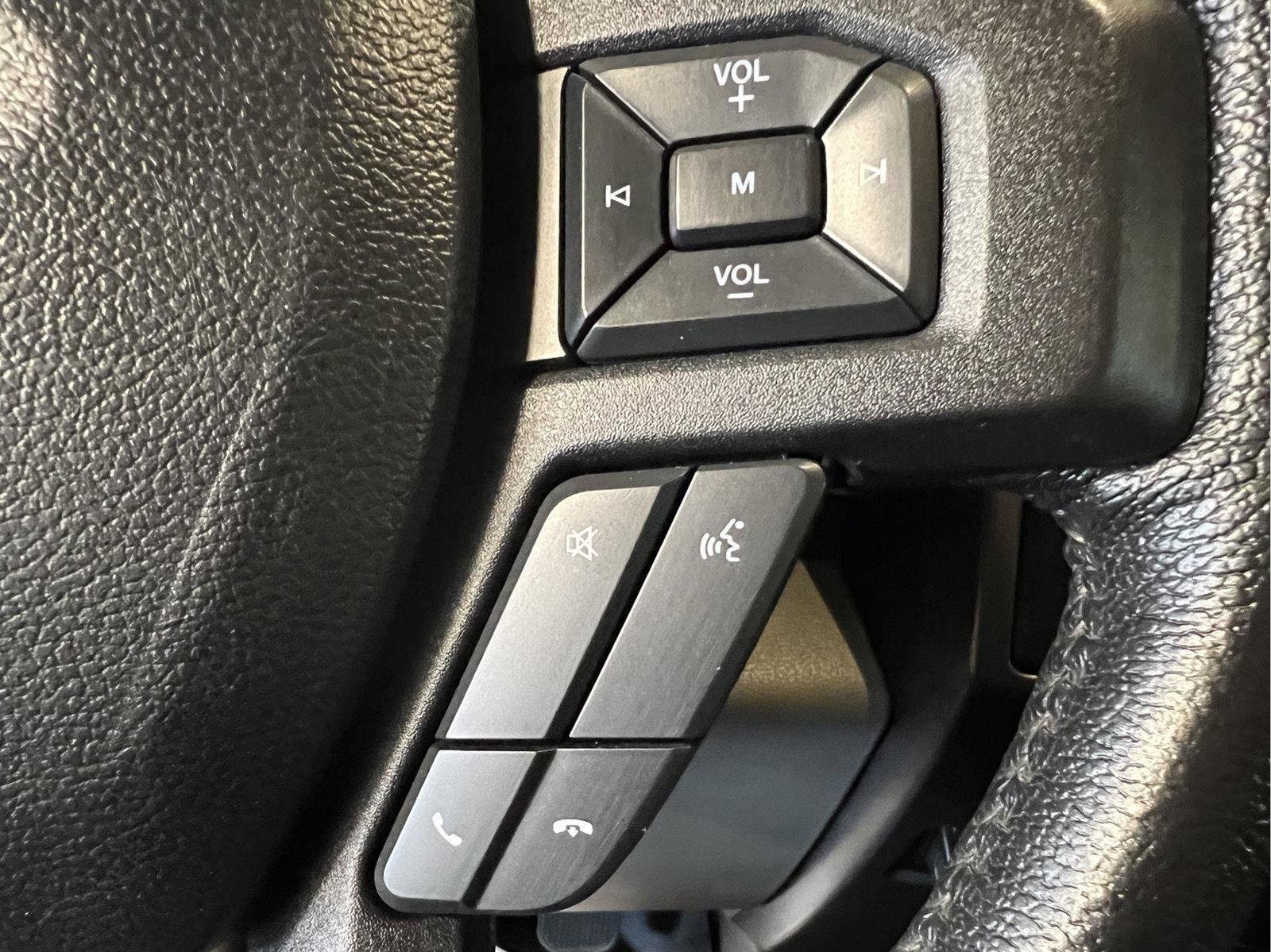 Used 2015 Blue Jeans Metallic Ford XLT image 24