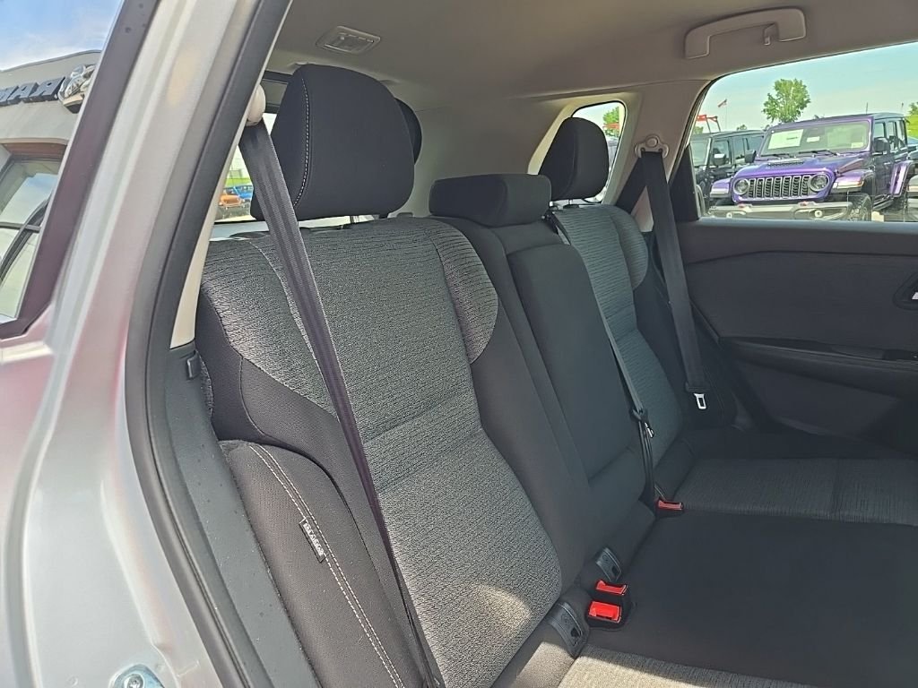 Used 2023 Silver Nissan SV image 77