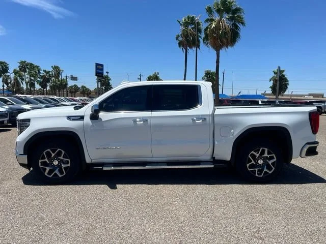 Used 2023 SUMMIT WHITE GMC SLT image 5
