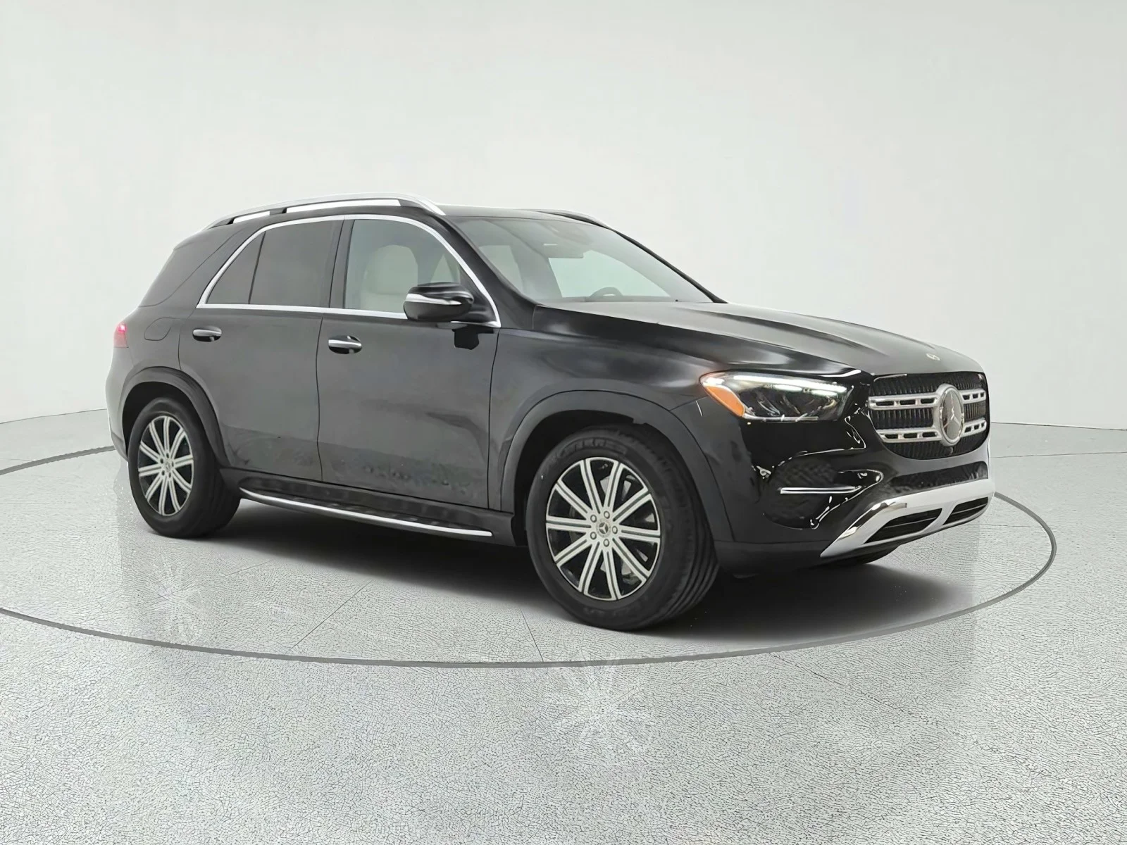 Certified Used 2024 Black Mercedes-Benz GLE 450 4MATIC® SUV image 3