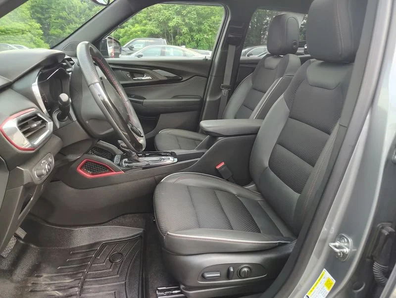 Used 2023 Sterling Gray Metallic Chevrolet RS image 9