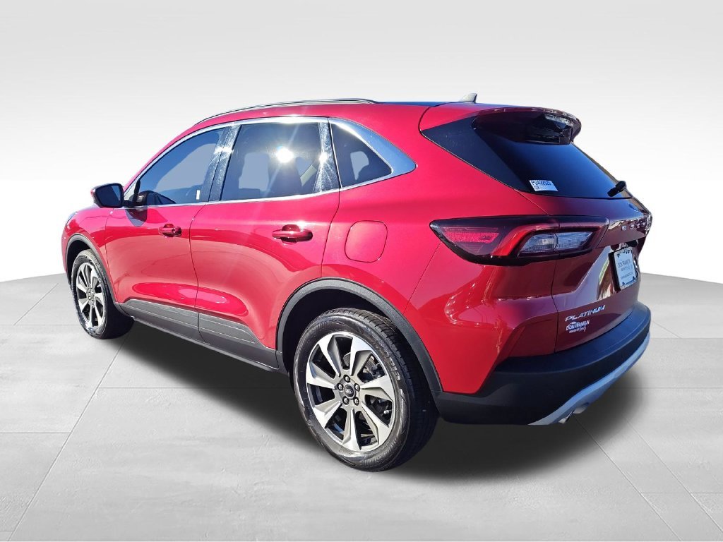 Used 2023 Red Ford Platinum image 3