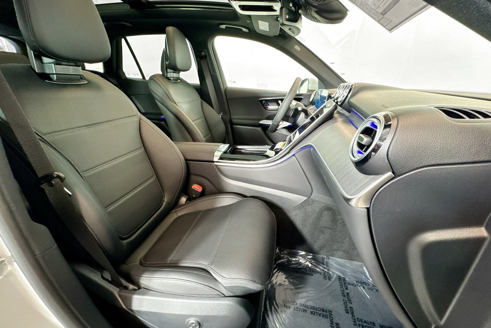 New 2026 MANUFAKTUR Alpine Grey Mercedes-Benz GLC 300 image 26